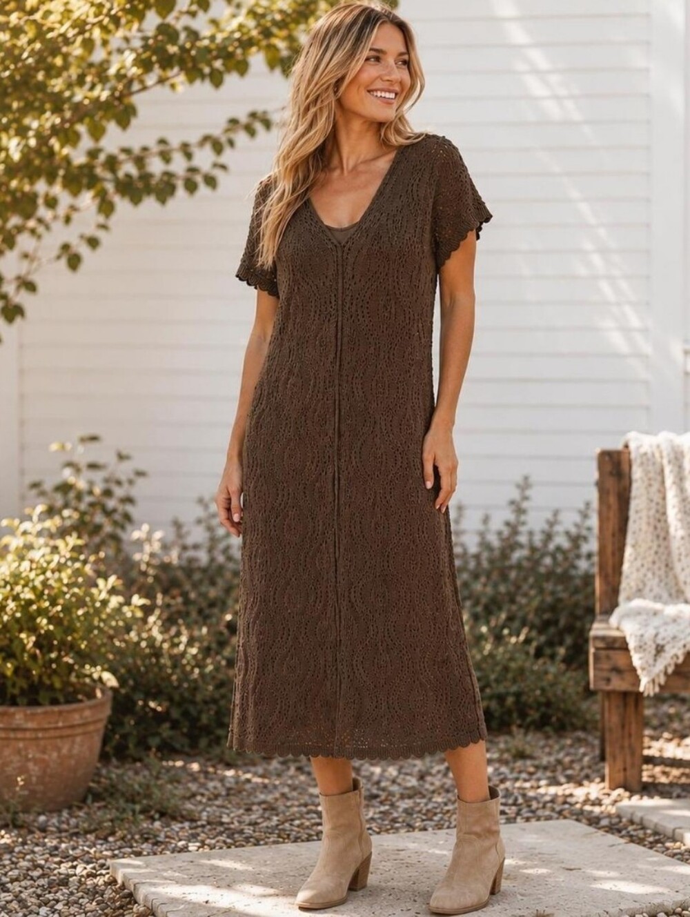 NWT Universal Thread brown crochet short-sleeve V-neck midi dress Size Small